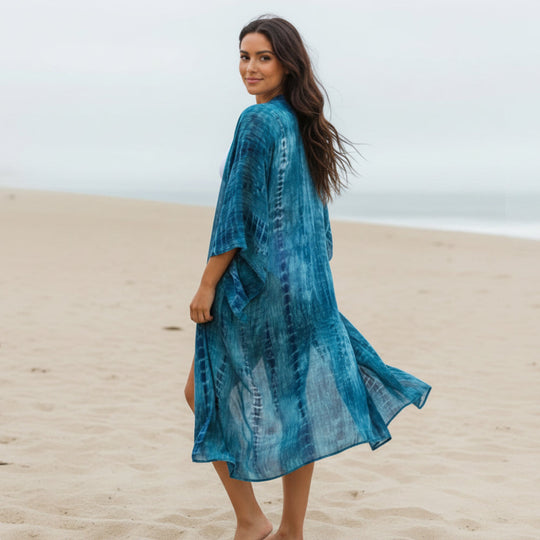 women kimono in floral print for beach days 0