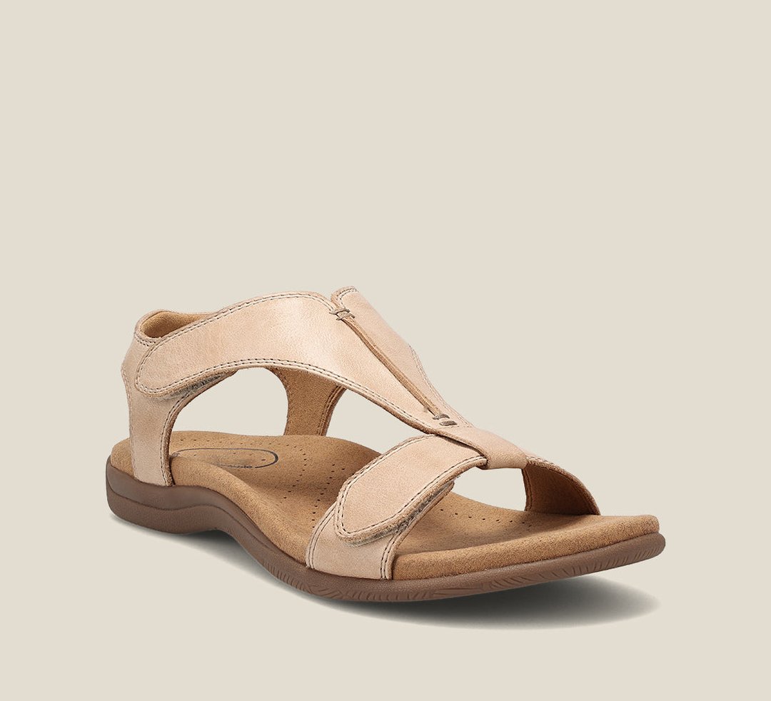 women sandals in black for summer outings 2
