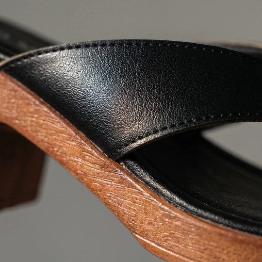 Debbie  - Wedge Toe-Loop Sandal Heel