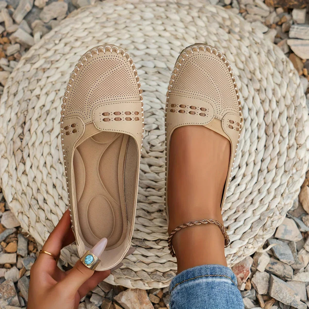 Gwendolyn  - Women's Casual Slip-On Flats