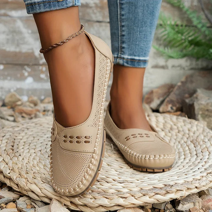 Gwendolyn  - Women&