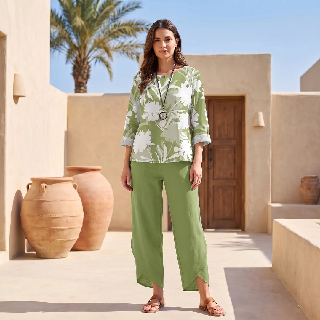 Lee  - Butterfly Print Top And Pants Set