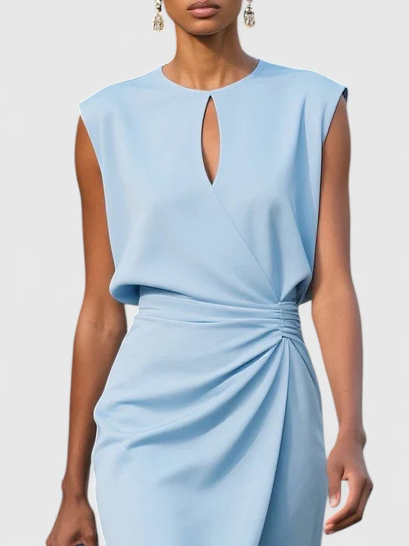 women midi dress in black for formal occasions 4