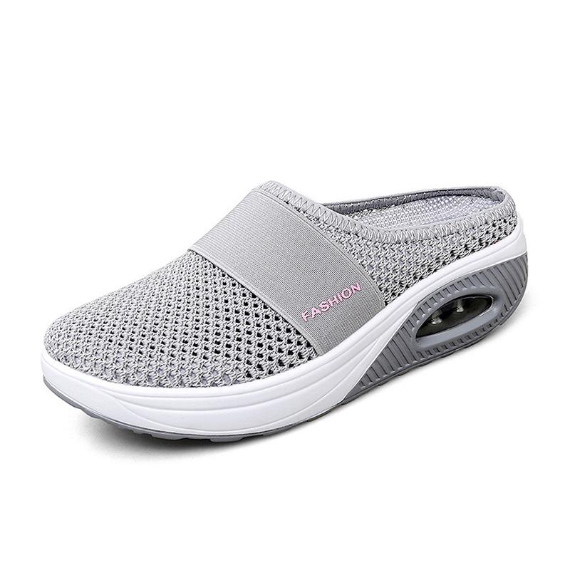 Mona  - Slip-On Walking Mules