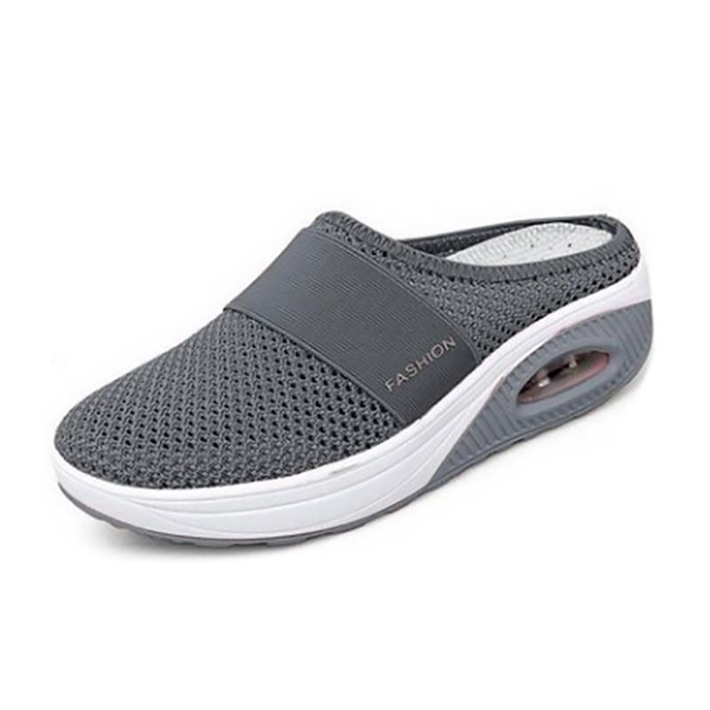 Mona  - Slip-On Walking Mules
