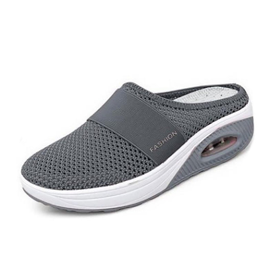 Mona  - Slip-On Walking Mules