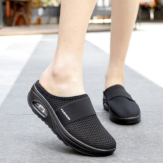 Mona  - Slip-On Walking Mules