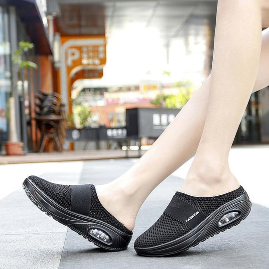 Mona  - Slip-On Walking Mules