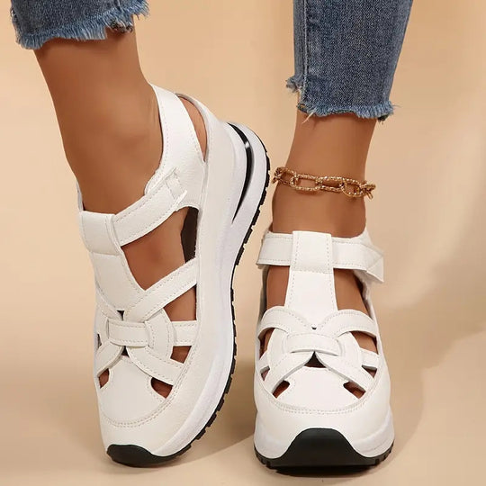 women sandals in neutral for casual outings 0