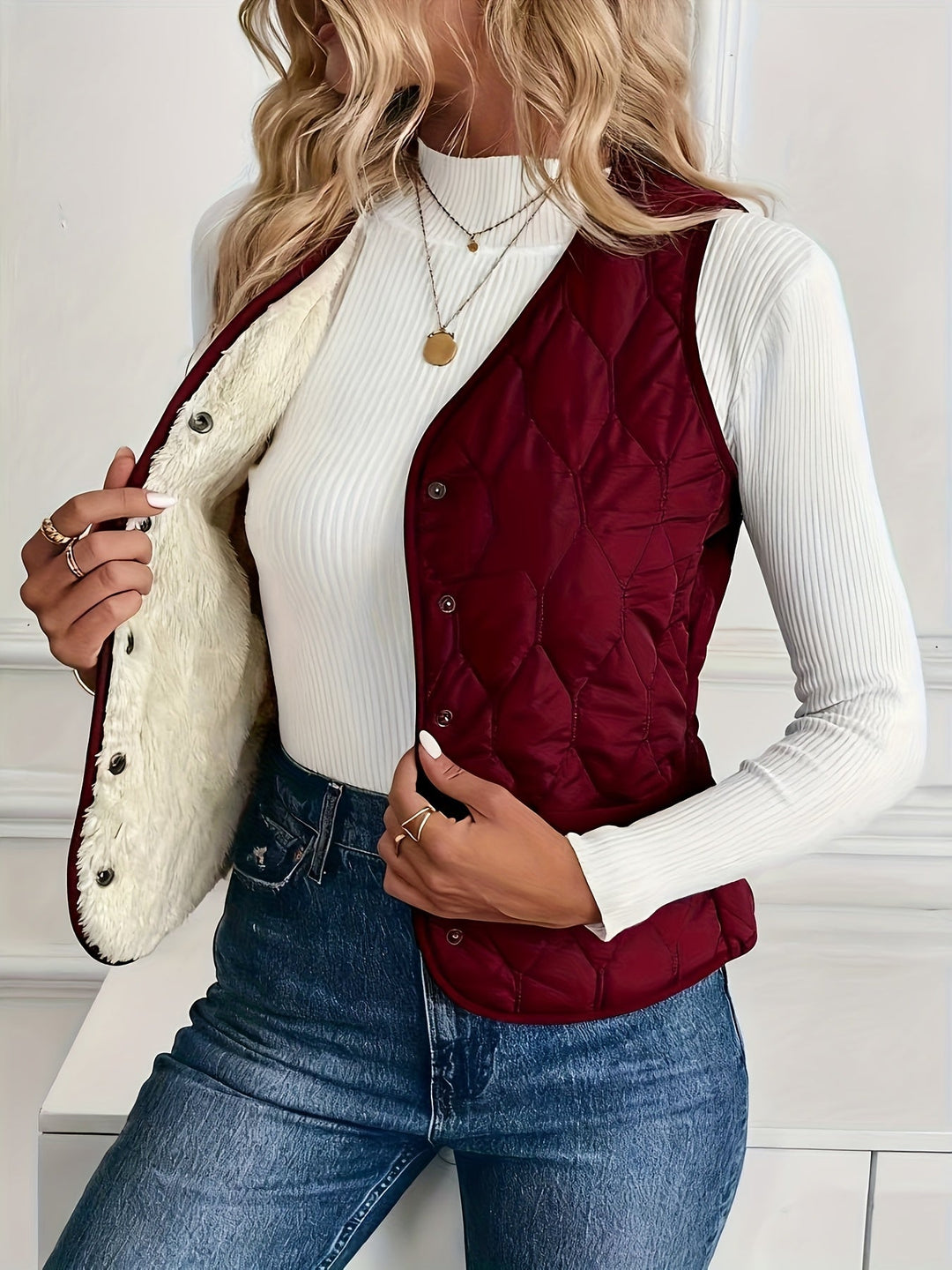 women quilted vest in black for casual outings 8